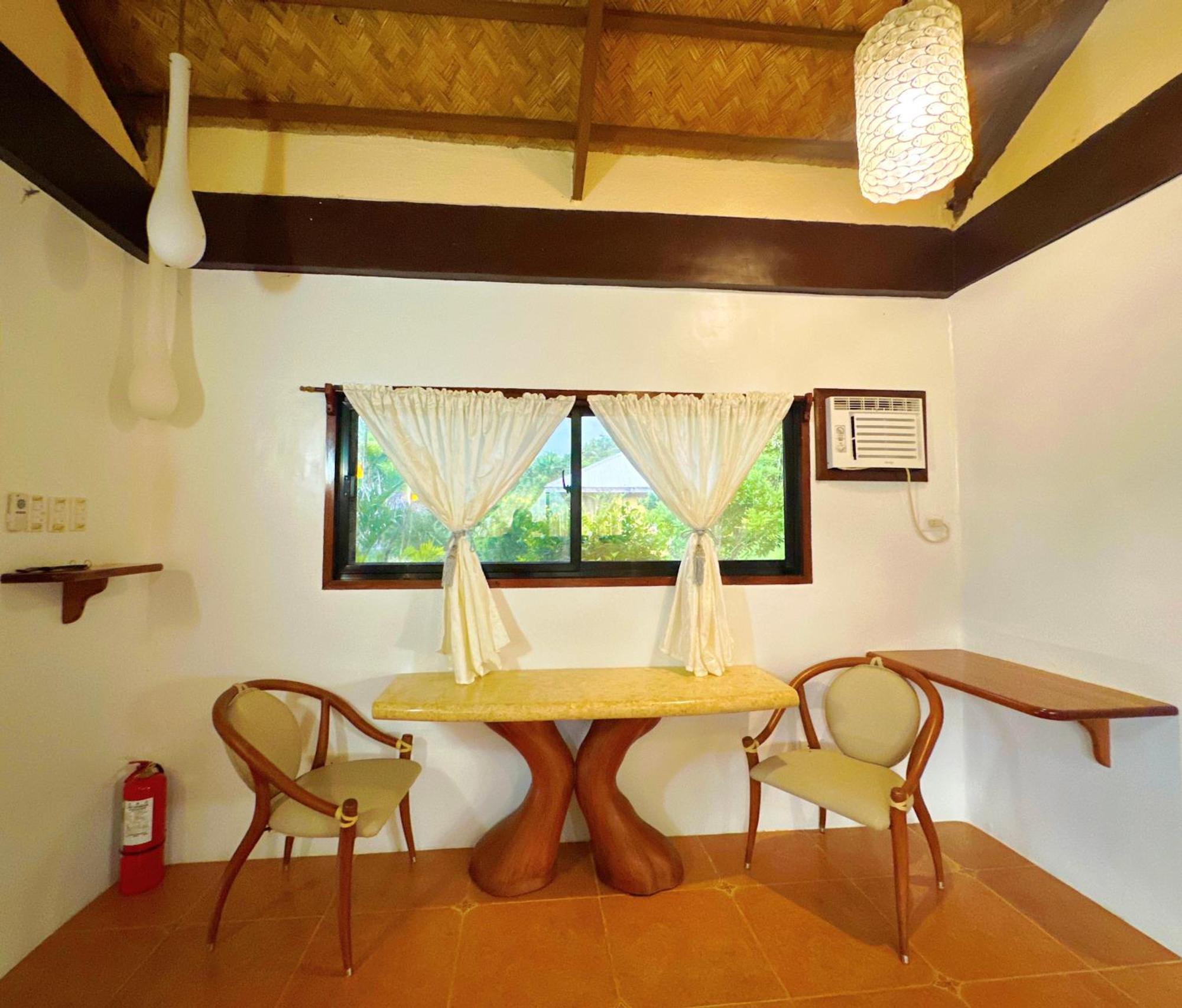 Casa Rosa Inn And Restaurant Taytay  Exterior photo