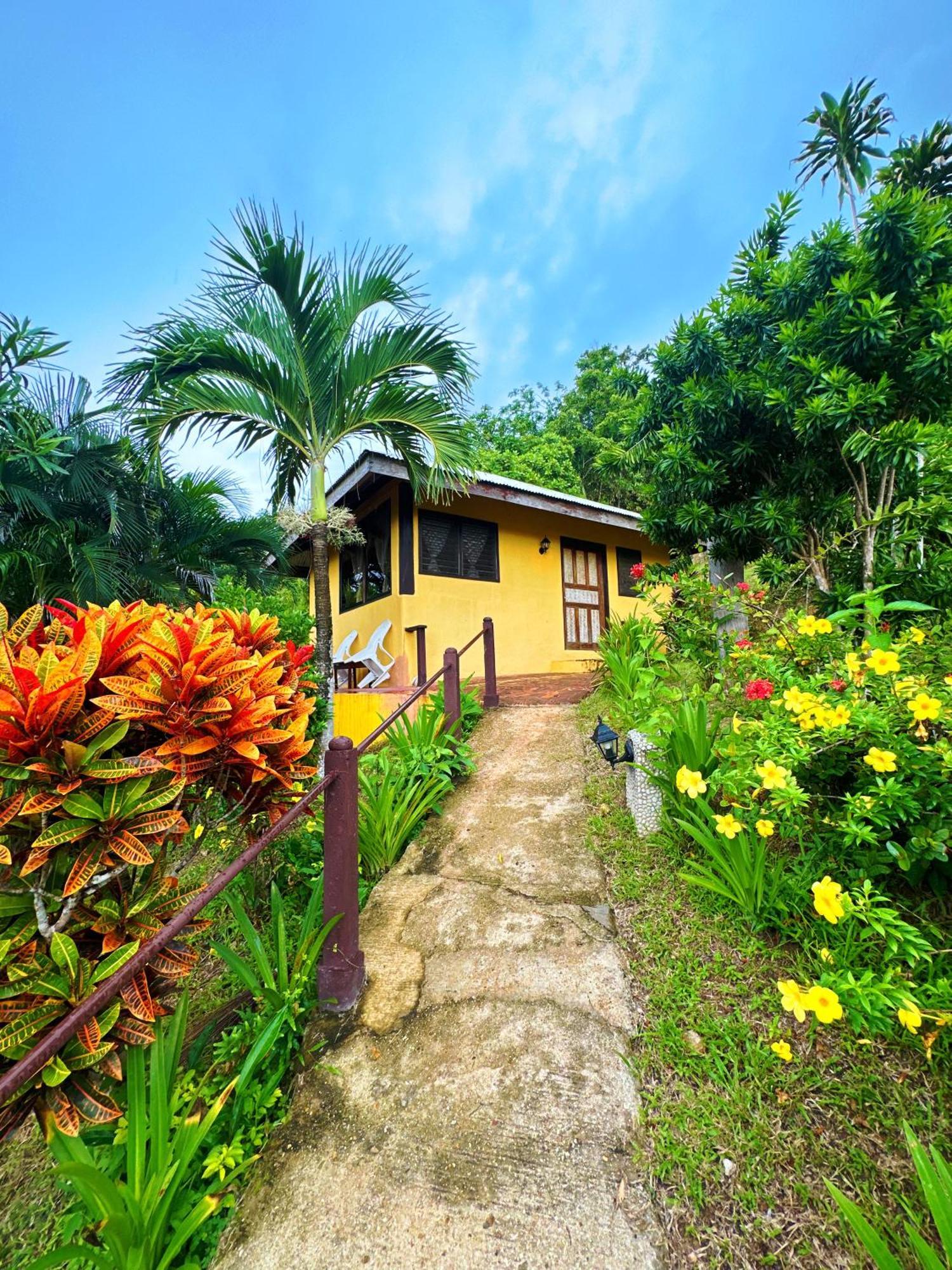 Casa Rosa Inn And Restaurant Taytay  Exterior photo